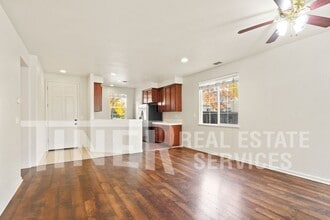 5 Mantauk Point Pl in Sacramento, CA - Building Photo - Building Photo