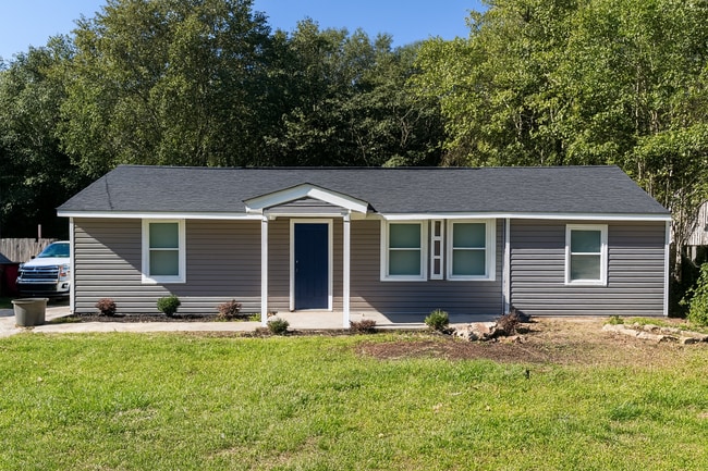 property at 3959 Spencer Cir