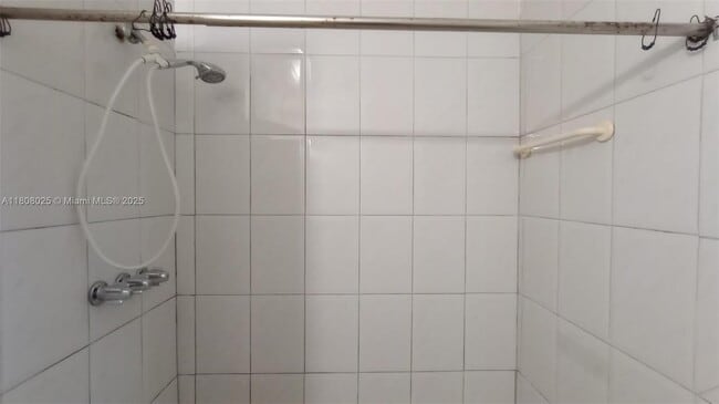 property at 415 NW 138th St