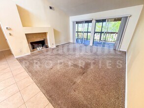 439 Windyridge Glen in Escondido, CA - Building Photo - Building Photo
