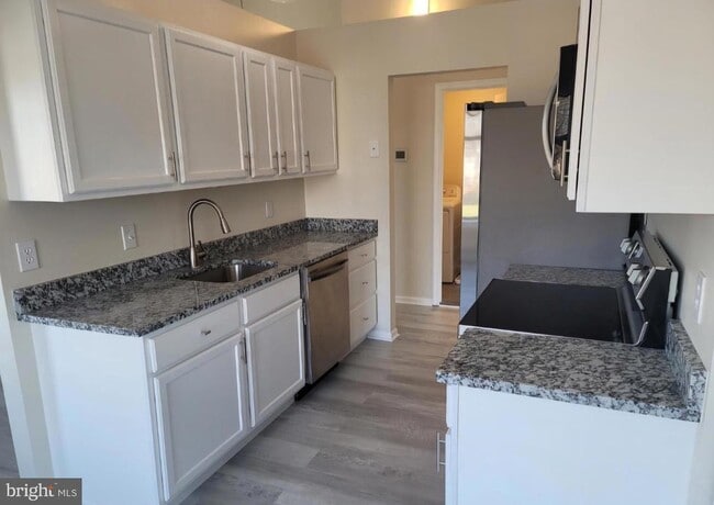 property at 9565 Battery Heights Blvd