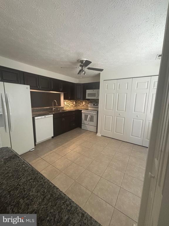 2 Crosswood Ct in Burtonsville, MD - Building Photo - Building Photo