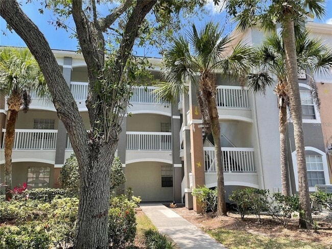 property at 13905 Fairway Island Dr