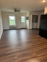 323 Cedar Cove Ln in Burfordville, MO - Foto de edificio - Building Photo