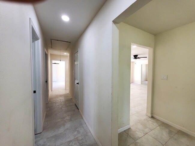 22019 Kenchester Dr in Houston, TX - Building Photo - Building Photo