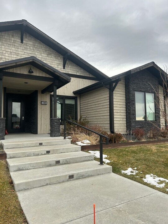 418 Black Bull Trail in Bozeman, MT - Building Photo