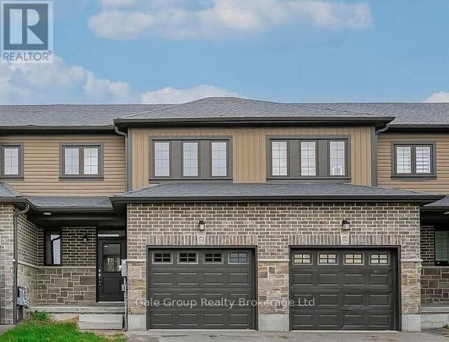 property at 172 Links Cres