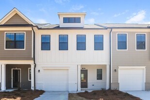 854 Calvin Park Dr in Ball Ground, GA - Building Photo