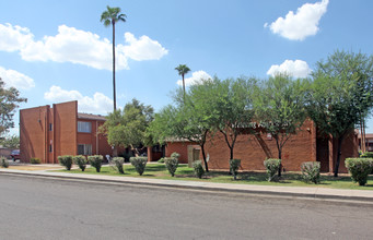 Windsong in Phoenix, AZ - Building Photo - Building Photo