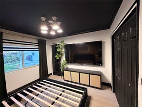 920 SW 50th Ave in Plantation, FL - Building Photo - Building Photo