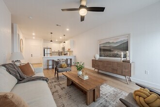 The Pendant Southlands in Aurora, CO - Building Photo - Building Photo