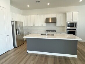 19772 Exeter Blvd in Litchfield Park, AZ - Building Photo - Building Photo