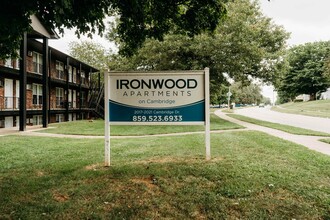 Ironwood Apartment Homes in Lexington, KY - Building Photo - Building Photo