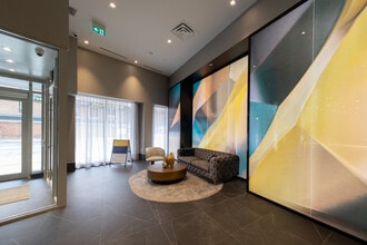 219 Dundas St E, Unit 605 in Toronto, ON - Building Photo - Building Photo