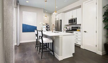 22782 E Tufts Ave in Aurora, CO - Foto de edificio - Building Photo