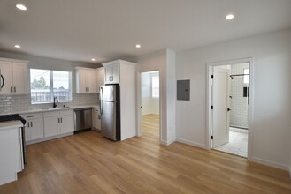 2683 34th St, Unit 15 in Santa Monica, CA - Building Photo - Building Photo