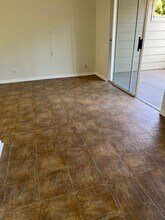 20251 Cape Coral Ln in Huntington Beach, CA - Building Photo - Building Photo