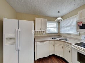 1216 Walker Springs Dr in Blacklick, OH - Building Photo - Building Photo