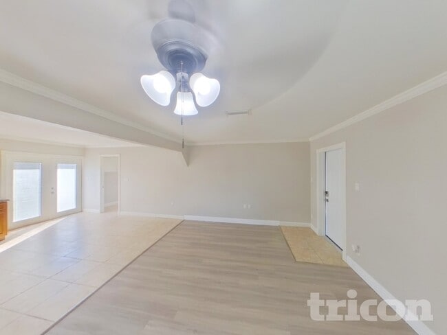 2324 Bougainvillea St in Sarasota, FL - Building Photo - Building Photo