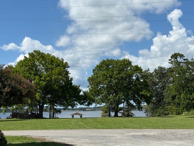 105 Ainsley Rd in Hertford, NC - Building Photo - Building Photo