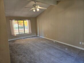 2655 Easy St in Ann Arbor, MI - Building Photo - Building Photo