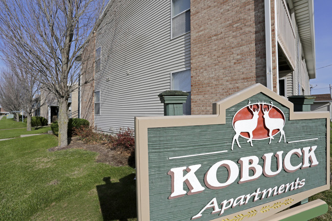 Kobuck Apartments in Savoy, IL - Building Photo - Building Photo