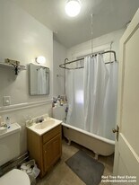 1334 Commonwealth Ave, Unit 10 in Boston, MA - Building Photo