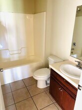 2633 McKeithen St in Tallahassee, FL - Building Photo - Building Photo