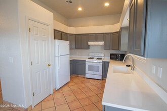 2656 Bearcat Dr in Las Cruces, NM - Building Photo - Building Photo