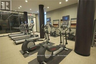 770 Bay St. in Toronto, ON - Building Photo - Building Photo