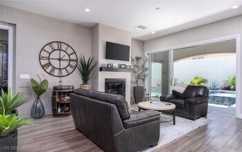 3183 Palazzo Reale Ave in Henderson, NV - Building Photo - Building Photo