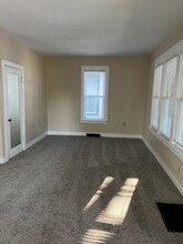 401 W American St in Freeport, IL - Building Photo - Building Photo