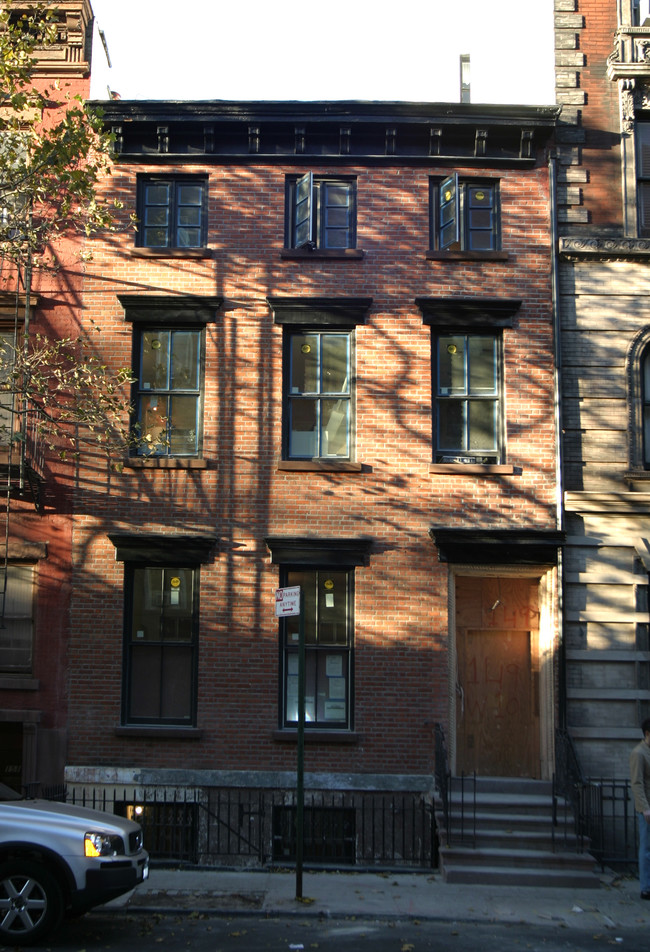 Conversion To Sfr Or Two-family in New York, NY - Building Photo - Building Photo