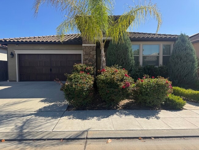 property at 1865 E Bella Rosa Ave
