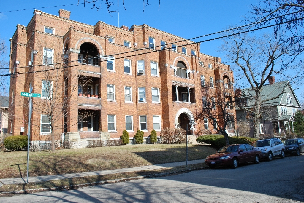 358 Shiloh in Cincinnati, OH - Foto de edificio