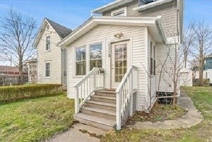 1112 E Ganson St in Jackson, MI - Building Photo