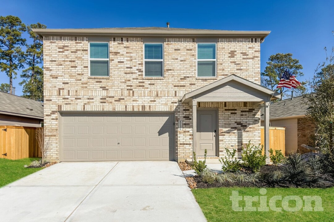 1726 Serenity Moon Dr in Crosby, TX - Building Photo