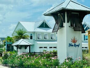 237 Boracay Cir in Saint Johns, FL - Foto de edificio - Building Photo