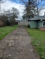 205 E 31st Ave in Eugene, OR - Building Photo