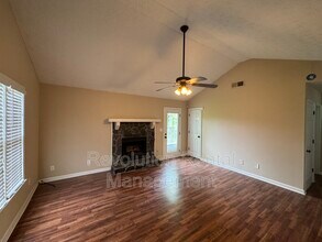 4 Meadow Sweet Ln in Newnan, GA - Building Photo - Building Photo