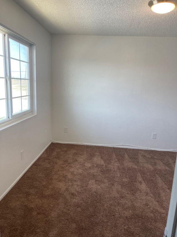 18125 Bellflower St in Adelanto, CA - Building Photo - Building Photo