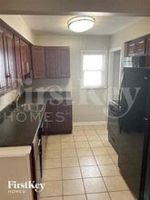 18244 Center Ave in Homewood, IL - Foto de edificio - Building Photo