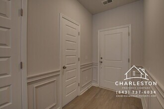 4105 Quincy Adams Ln in Charleston, SC - Foto de edificio - Building Photo