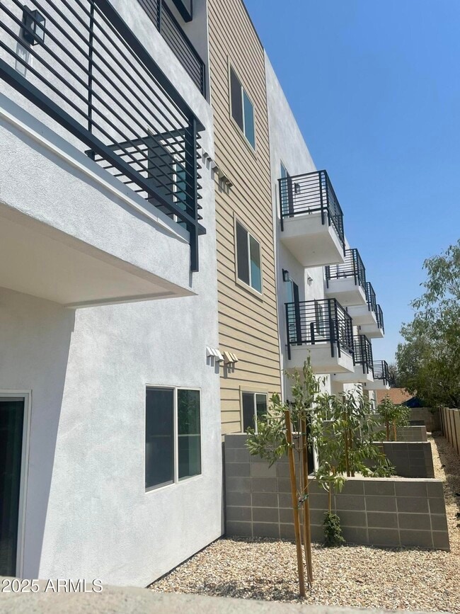 1457 E Taylor St in Phoenix, AZ - Building Photo - Building Photo