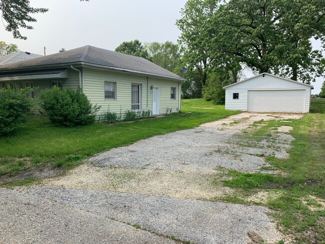 property at 3435-3435 Valley Dr