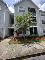 1218 Bermuda Lakes Ln in Kissimmee, FL - Building Photo