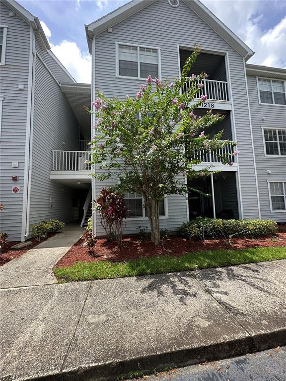 property at 1218 Bermuda Lakes Ln