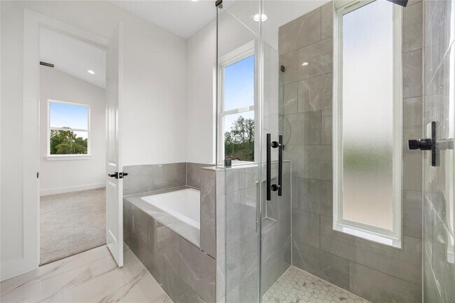 947 Green Meadow Ln in Houston, TX - Building Photo - Building Photo