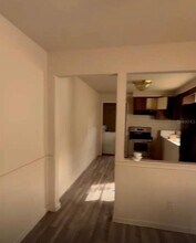 8213 N 17th St in Tampa, FL - Building Photo - Building Photo