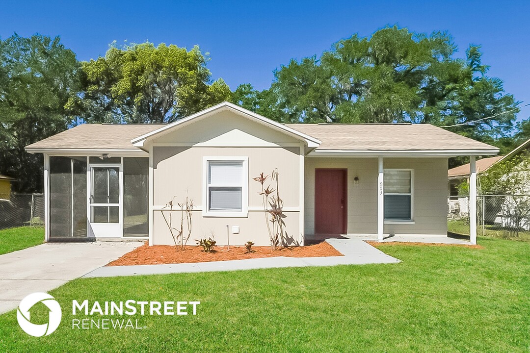 903 S Empire St in Plant City, FL - Building Photo